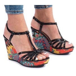 Sandales noires sur le coin Ibrahim