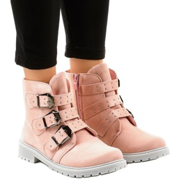 Bottines plates en daim rose avec boucles TL95-4
