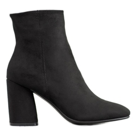 Super Mode bottines hautes sur un poteau noir