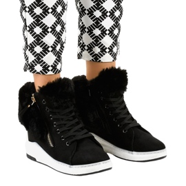 Baskets isolées noires pour femmes CN686