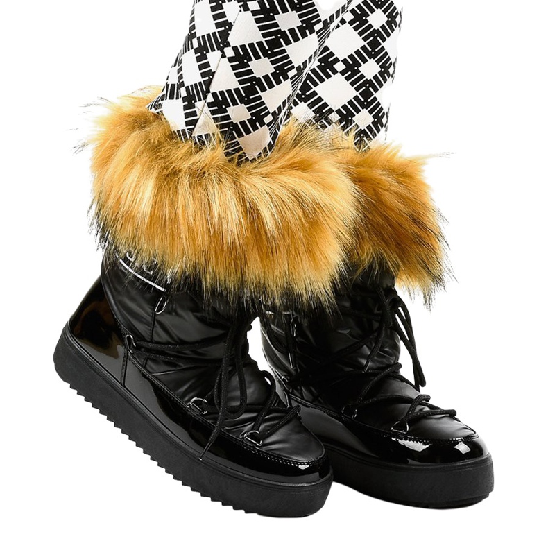 Bottes de neige noires à la mode avec fourrure 119-39 le noir