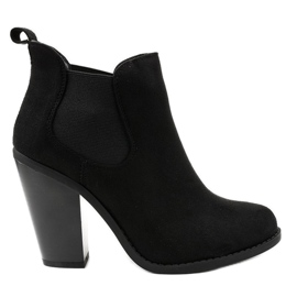 Bottines en daim noir sur le poteau H305 le noir