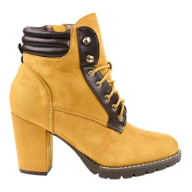 Bottines en daim jaune 995-37 Bottines en daim jaune 995-37