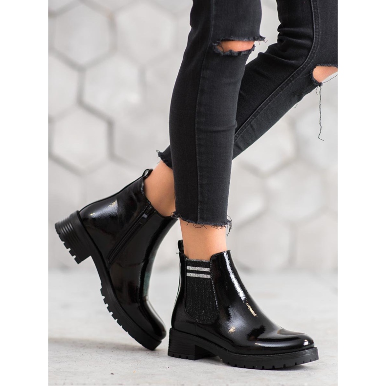 SHELOVET Chaussons de sport sur la plate-forme le noir