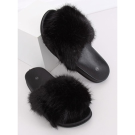 Pantoufles noires avec fourrure noir CK107P noir le noir