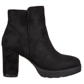 Super Mode Bottes à la mode sur le poste le noir