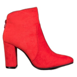 Ideal Shoes Bottes classiques sur un poteau rouge