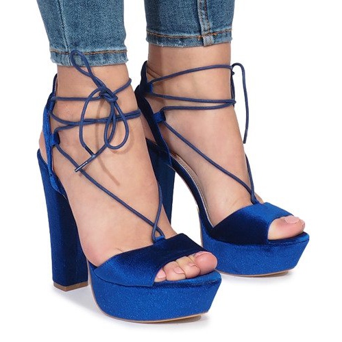 Sandales bleues sur le poteau en velours Give It Up