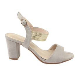Sandales sur le poteau Filippo DS817 gris / or jaune