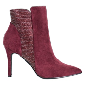SHELOVET Bottines en daim sur un talon haut rouge