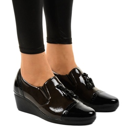 Chaussures compensées noires 7-9022