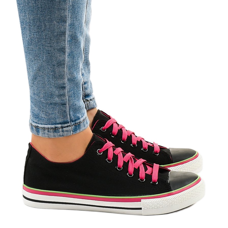 Baskets basses classiques noires W03 le noir vert