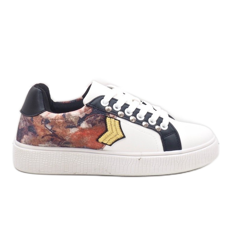 Baskets blanches richement décorées 792-Y