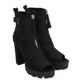 Boots à bout ouvert sur une plateforme noire NS123P Noir le noir
