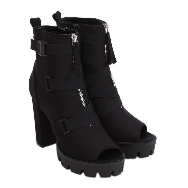 Boots à bout ouvert sur une plateforme noire NS123P Noir le noir