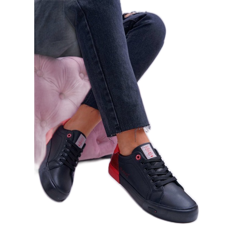 Cross Jeans Baskets femme noires EE2R4019C le noir rouge