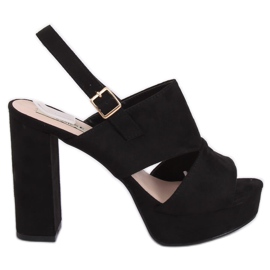 Sandales noires sur le poteau 9R02 Noir