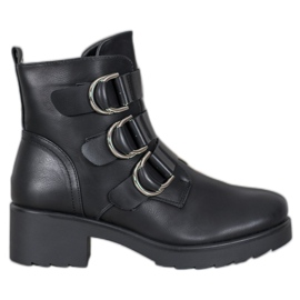 Queentina Bottes noires sur la plate-forme