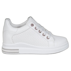 SHELOVET Chaussures ajourées avec un coin caché blanc