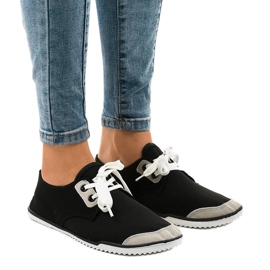 Baskets à enfiler BO-6 noires