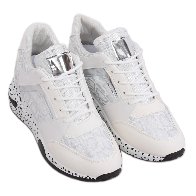 Chaussures de sport blanches sur le talon compensé C131 Blanco Chaussures de sport blanches sur le talon compensé C131 Blanco