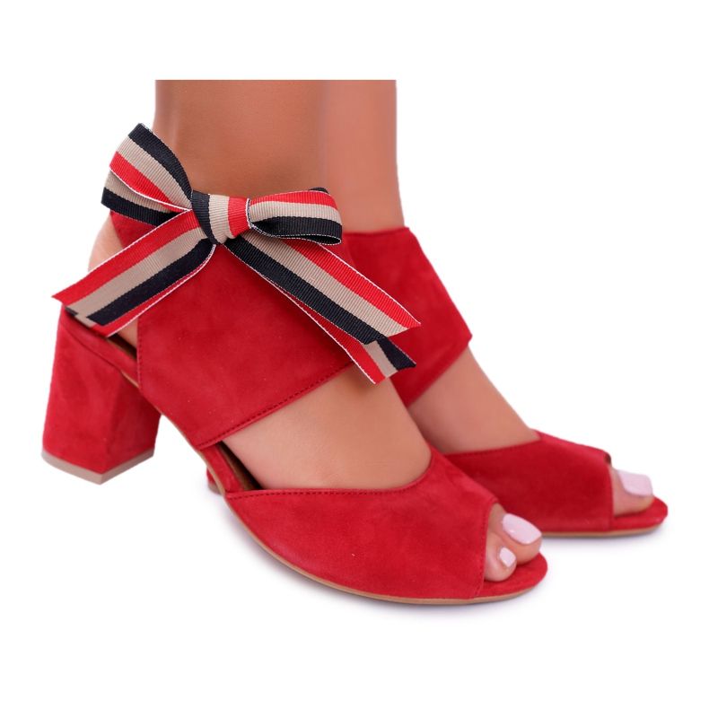 Sandales Cuir Femme Maciejka Sur Un Talon Rouge 04038-08 Sandales Cuir Femme Maciejka Sur Un Talon Rouge 04038-08