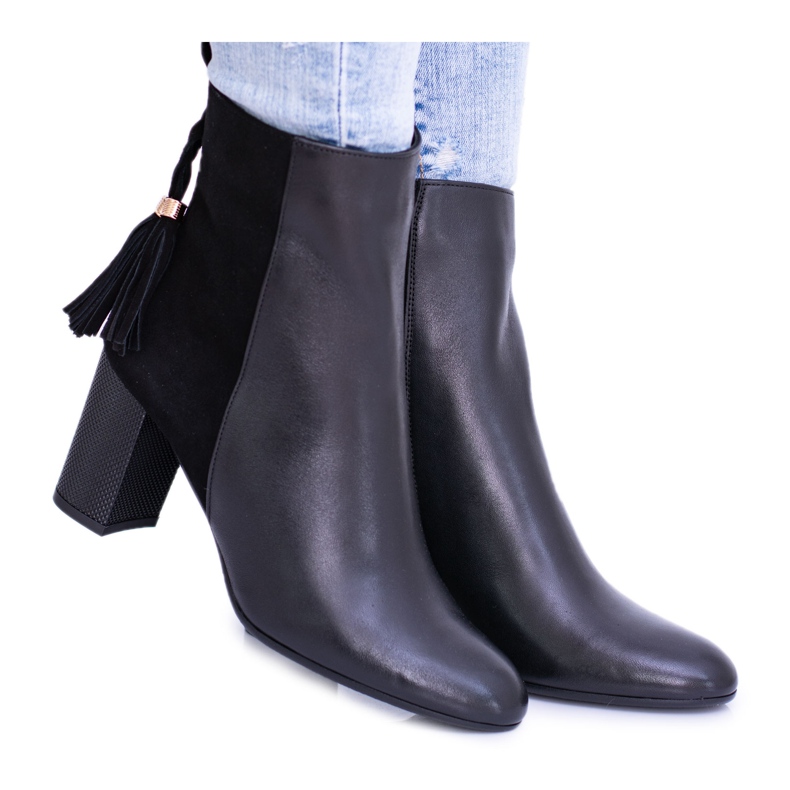 Bottes noires pour femmes sur un talon Laura Messi 1821 le noir Bottes noires pour femmes sur un talon Laura Messi 1821 le noir