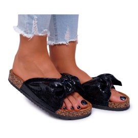 Chaussons pour femmes Black Metalics avec un nœud noir