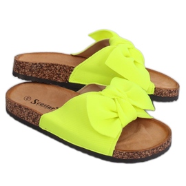 Chaussons Neon CK108 sur la semelle en liège jaune