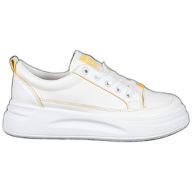 SHELOVET Baskets sur la plateforme Nice Girl blanche