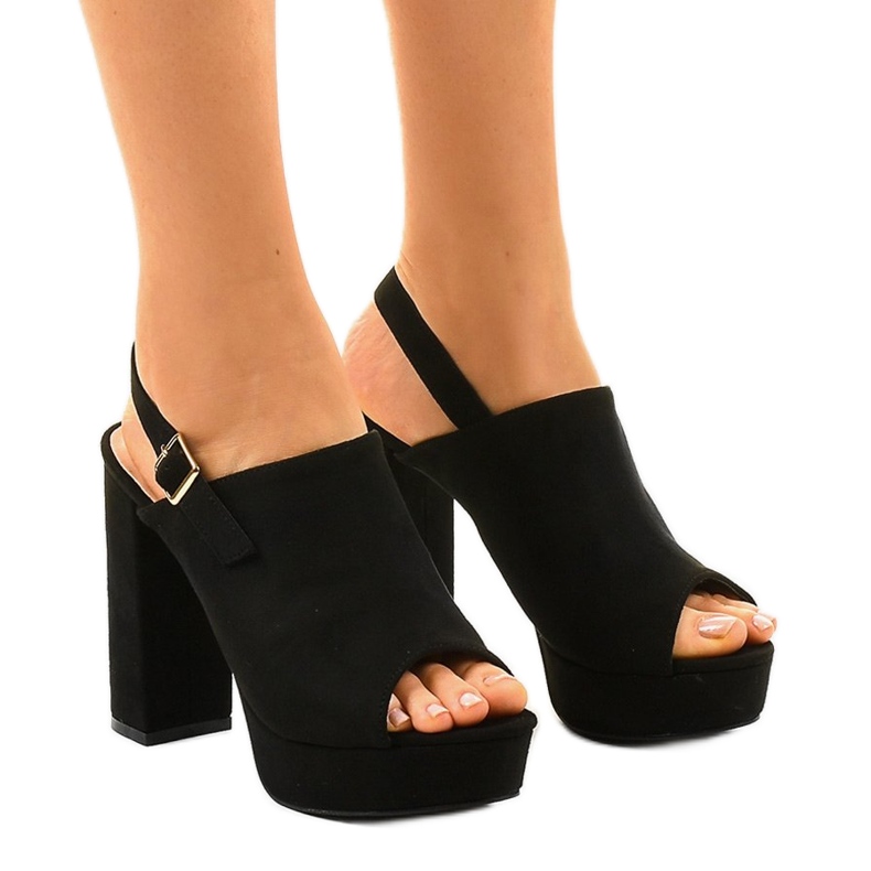 Sandales noires à talons hauts avec une tige 9R05 le noir