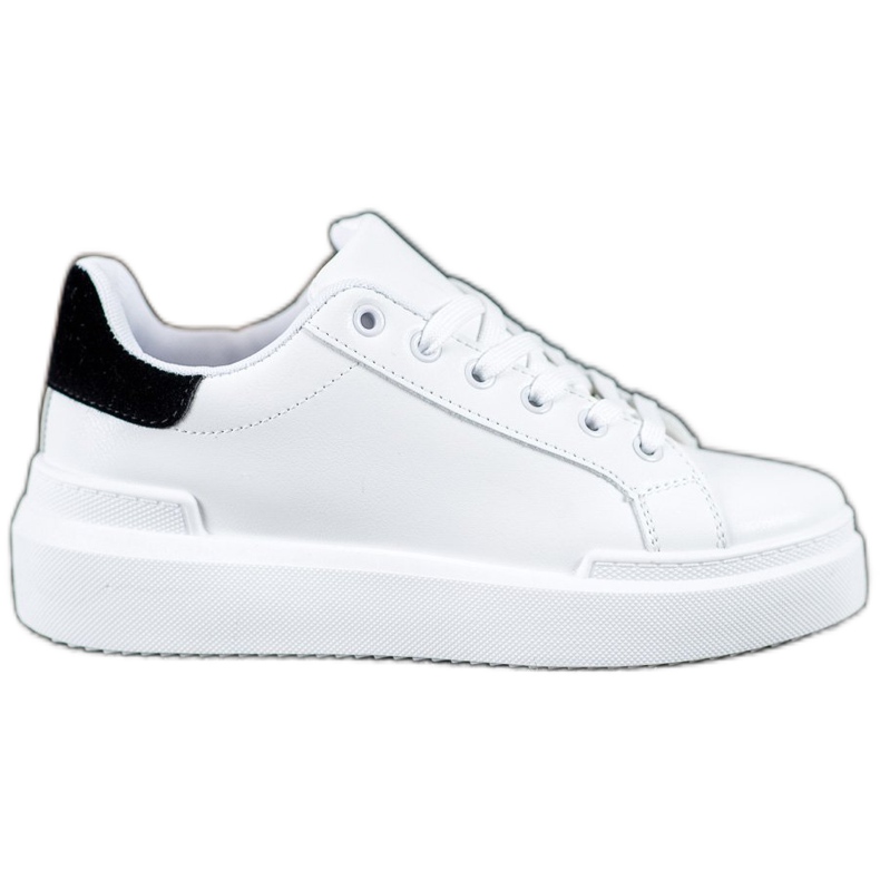 Renda Baskets blanches sur la plate-forme