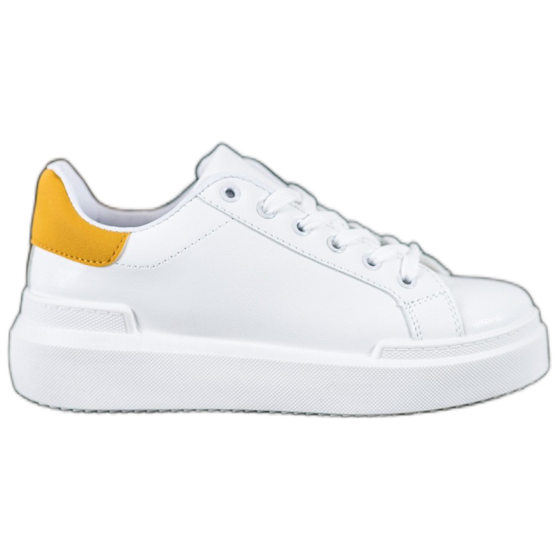 Renda Baskets blanches sur la plate-forme