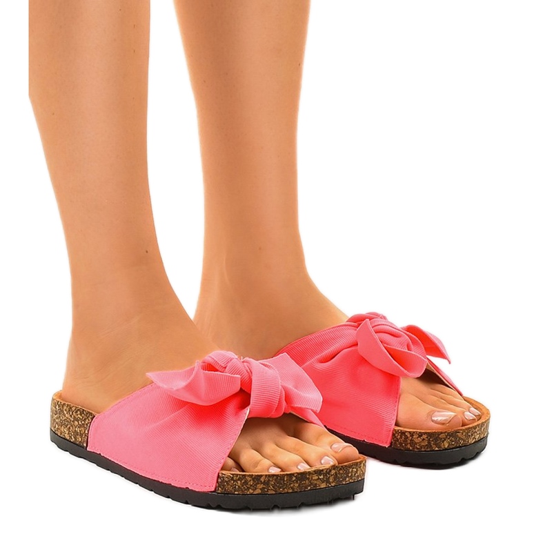 Chaussons roses décorés avec un nœud WS9003-5 Chaussons roses décorés avec un nœud WS9003-5