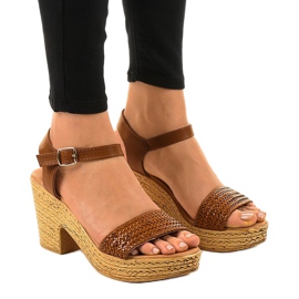 Sandales à talons marron 150-614 brun