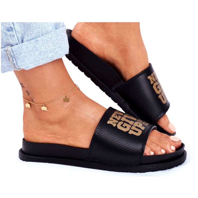 ADY Chaussons Femme Never Give Up2 Or Noir le noir