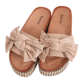 Chaussons à semelles hautes beige CK137P Beige