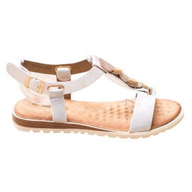 Evento Sandales blanches avec ornements Evento Sandales blanches avec ornements