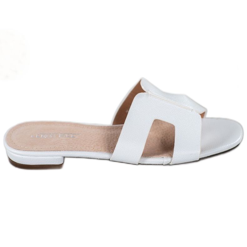 SHELOVET Pantoufles classiques en cuir écologique blanche SHELOVET Pantoufles classiques en cuir écologique blanche