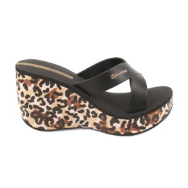 Chaussons compensés femme Ipanema 82856 brun le noir