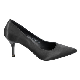 Cm Paris Talons hauts noirs classiques le noir