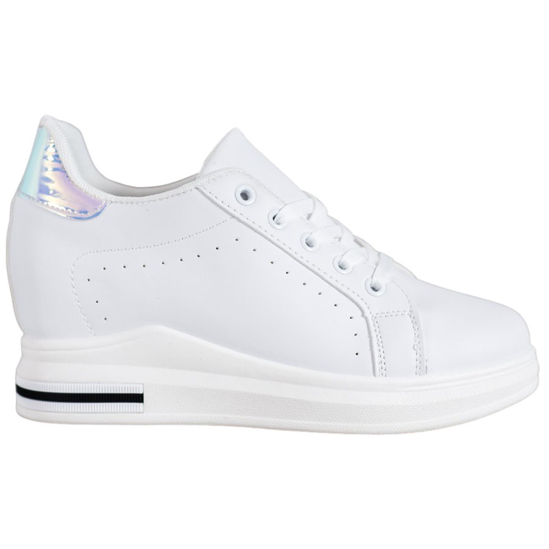 SHELOVET Chaussures de sport sur un coin blanche