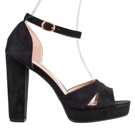 Clowse Sandales noires à talons