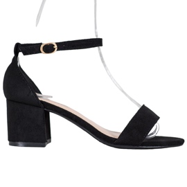 Nio Nio Sandales confortables sur un bar le noir