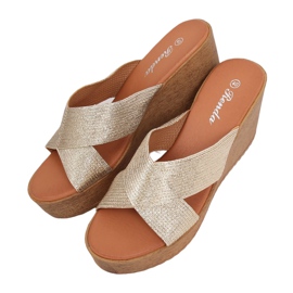 Chaussons compensés dorés 10-235 Gold d'or