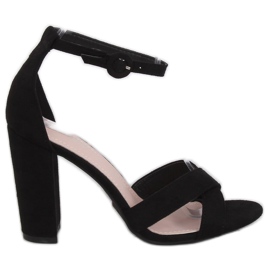 Sandales noires sur le poteau TU133P Noir