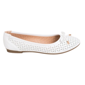SHELOVET Ballerine Ajourée Avec Eco Cuir blanc