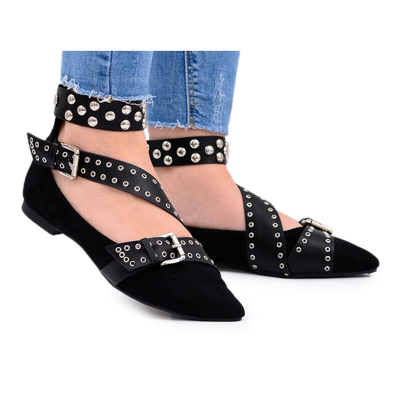 Lu Boo Black Ballerina Straps Rivets En Spitz Esteria le noir