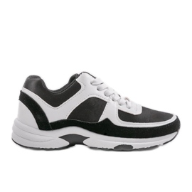 Baskets de sport à la mode blanches en éco-cuir CH005 le noir Baskets de sport à la mode blanches en éco-cuir CH005 le noir