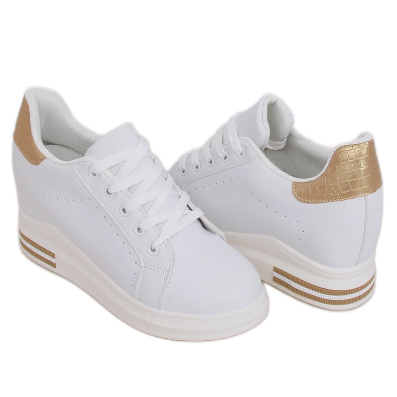 Baskets blanches MY-0367 WHITE / GOLD sur un coin caché d'or